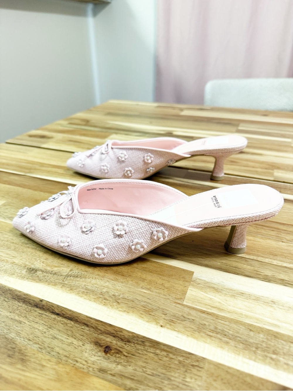 Dolce Vita x Byrdie Golf Camilo Pink Slide On Flower Applique Mules Size 8.5W - Picture 8 of 15